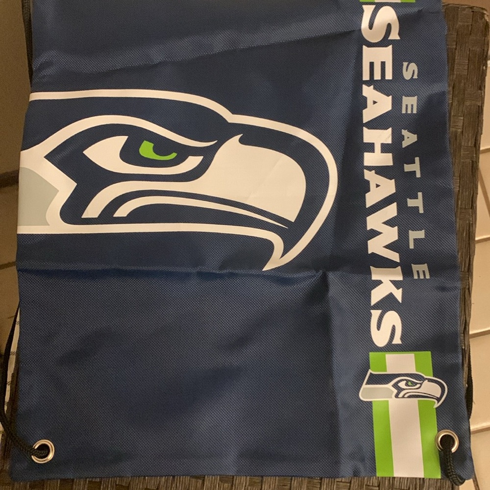 Seattle Seahawks drawstring backpack - Picture 3 of 3